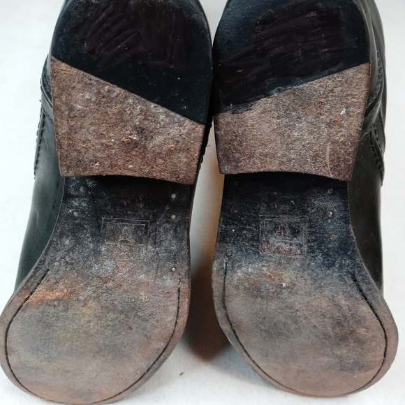 FRYE Women's Melissa Trapunto Knee-High 17" Boot b - Picture 5 of 8